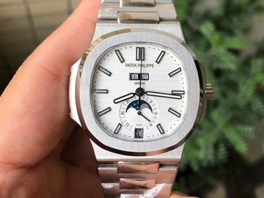 NAUTILUS 5726 COMPLICATED SS 1:1 BEST EDITION WHITE TEXTURED DIAL ON SS BRACELE Replica