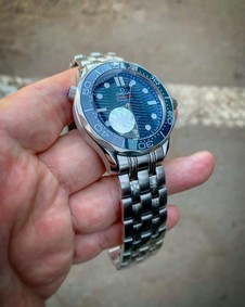 Omega Seamaster Blue Dial SS Diver Replica
