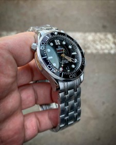 Omega Seamaster 007 Edition Black Dial Replica
