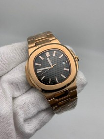 Patek Philippe Nautilus Black Dial High Version Replica