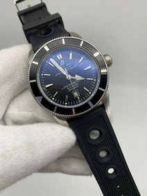 Breitling Super Ochean Black High Version on Black Rubber Strap Mirror Replica