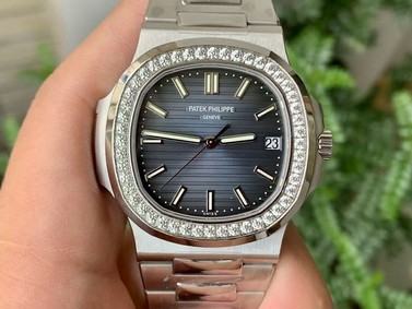 Nautilus Jumbo 5711 PF 1:1 Best Edition Blue Textured Dial Diamonds Bezel on SS Bracelet A324 Clone Replica