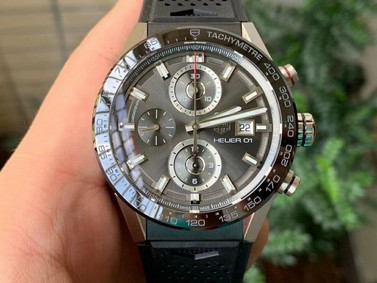 Calibre Heuer 01 Chrono SS XF 1:1 Best Edition Gray Dial on Black Rubber Strap A1887 Replica Watch