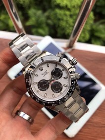 Rolex Daytona 116500 White Dial Black Chrono Ceramic Bezel Replica