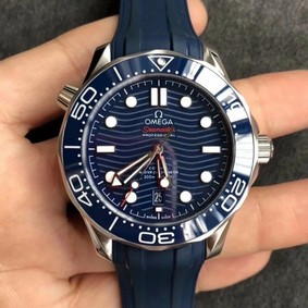 Seamaster Diver 300M SS/YW VSF 1:1 Best Edition YG Bezel Blue Dial on Blue Rubber Strap A8800 Replica