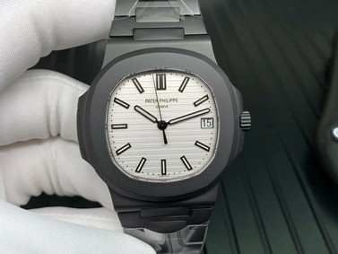 Nautilus 5711 PVD All Black PPF 1:1 Best Edition White Textured Dial on PVD Bracelet 324CS V4 Replica