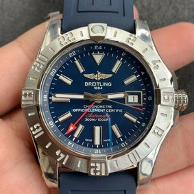 Avenger GMT SS GF 1:1 Best Edition Blue Dial on Blue rubber Strap A2836 V2 Replica