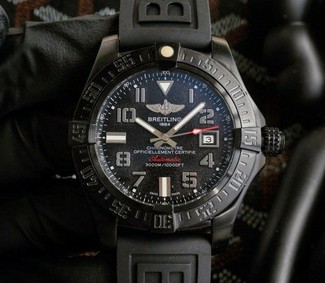 Breitling Avenger Black Dial on Black Rubber Strap Replica