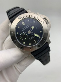 Panerai Submersible Automatic Silver on Black Rubber Strap Replica