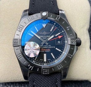 Avenger BlackBird 44mm DLC 1:1 Best Edition Titanium Case Black Dial on Black Rubber StrapV4 Replica