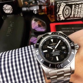 Breitling Superocean Black Dial on Black SS Strap Replica