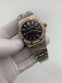 Audemars Piguet Royal Oak 33mm Black Dial SG Diamond Replica