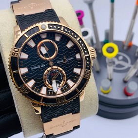 UN Marine Black Dial Gold Case on Black Rubber Strap Replica