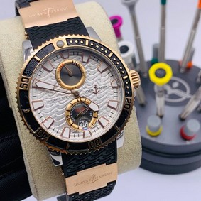 UN Marine White Dial Gold Case on Black Rubber Strap Replica