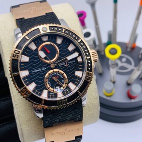 UN Marine Black Dial Gold Case on Black Rubber Strap Replica