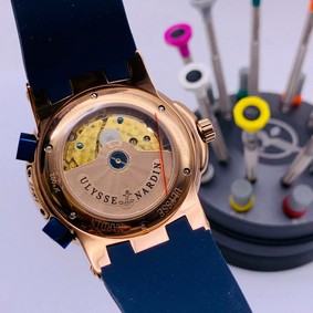 UN Classic Rome Blue Gold Dial on Blue Rubber Strap Replica