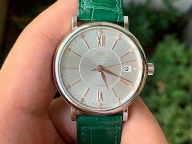 Portofino 37mm RG V7F 1:1 Best Edition Silver Dial Bezel on Green Leather Strap Replica