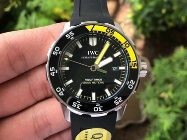 Aquatimer SS IW356802 1:1 Best Edition Black Dial on Black Rubber Strap Replica