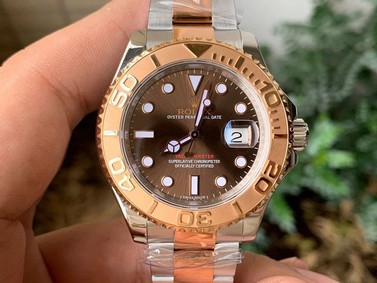 Rolex Yacht Master 126621 SS/RG GMF 1:1 Best Edition Brown Dial on SS/RG Bracelet SA3235 Replica Watch