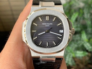 Nautilus 5711/1A PPF 1:1 Best Edition Gray Textured Dial on Black Leather Strap 324CS V4 Replica