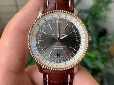Navitimer 1 SS 41mm V7F 1:1 Best Edition RG Bezel Gray Dial on Brown Leather Strap Replica