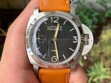 PAM127 E XF 1:1 Best Edition on Brown Leather Strap A6497 with Y-Incabloc Replica