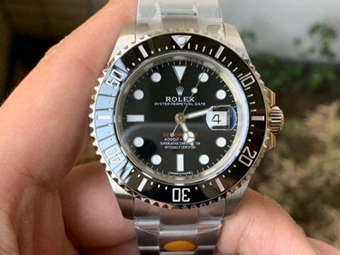 Seadweller 126600 43mm 904L SS/SS Blk Noob A3235 Replica Watch