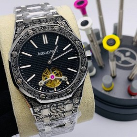 Audemars Piguet Black Dial High Version Engraving Mirror Replica