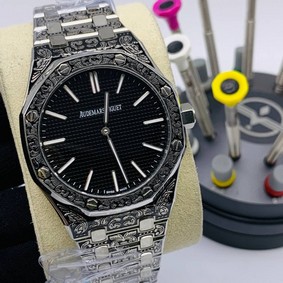 Audemars Piguet Black Dial High Version Engraving Replica Watch