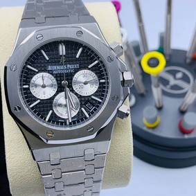 Audemars Piguet Royal Oak Chrono Silver Black Dial White Chrono Replica