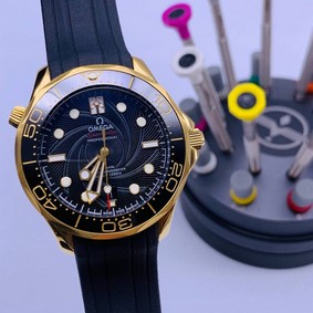 Omega Seamaster Black Dial on Black Rubber Strap 007 High Version Replica
