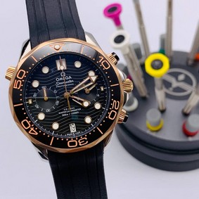 Omega Seamaster Black Dial Gold Case Chrono High Version Replica