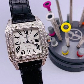 Cartier De Santos Classic Diamond White Dial High Version Replica Watch