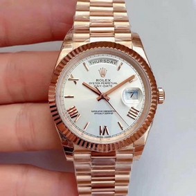 Rolex DayDate 40mm 904L Flt RG/RG Wht Rmn GMF Replica