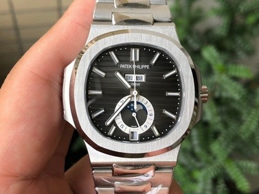 NAUTILUS 5726 COMPLICATED SS 1:1 BEST EDITION BLACK TEXTURED DIAL ON SS BRACELE Replica